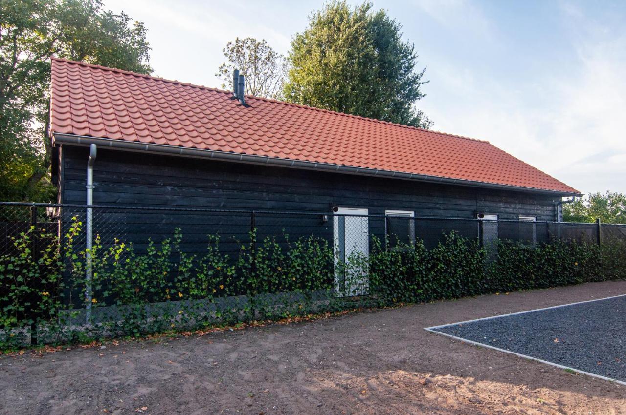 Vakantiehuis De Bergplaats Hapert Buitenkant foto